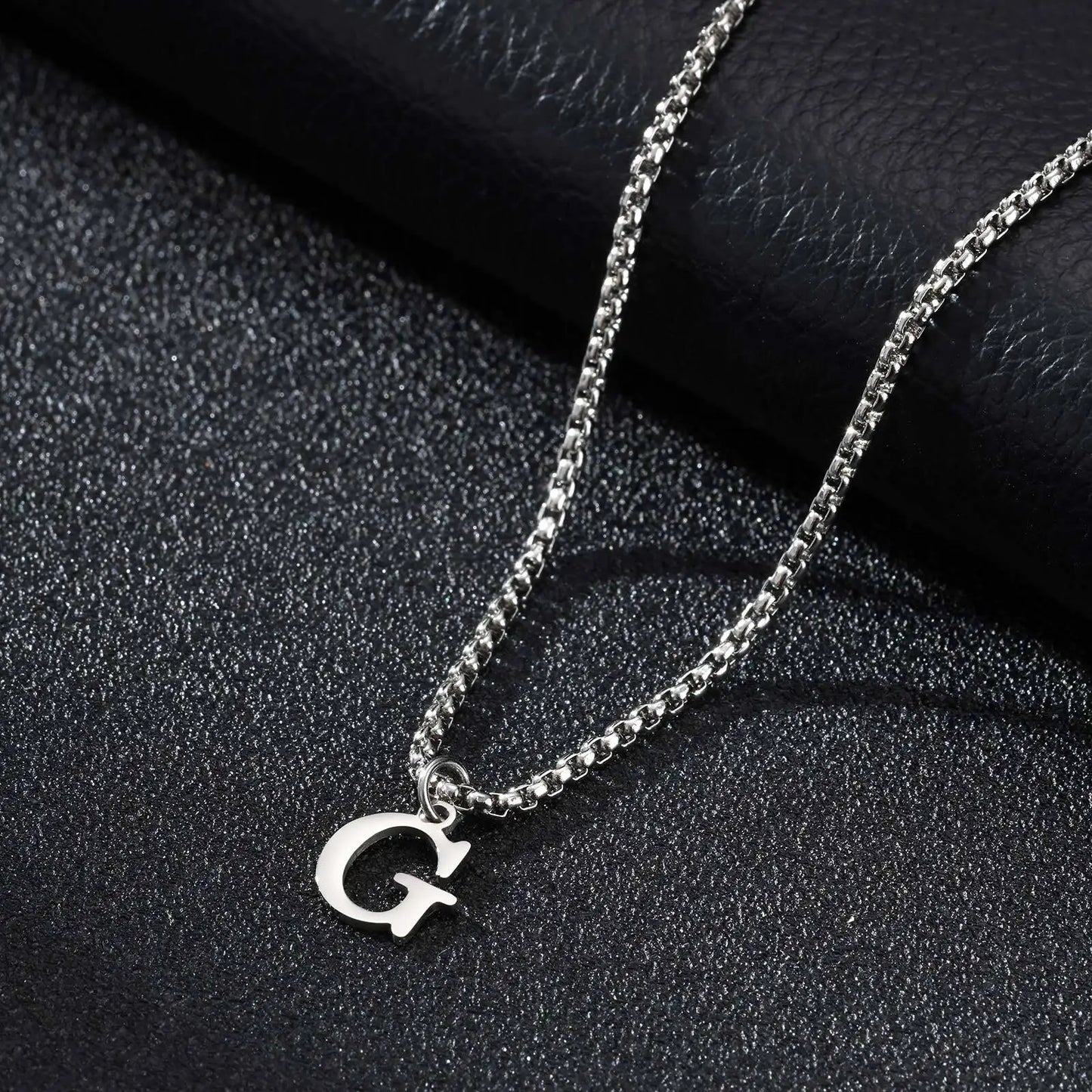 Vnox Simple A-Z Letter Necklace for Men, Waterproof Stainless Steel 26 Letters Pendant Necklace，Men’s Minimal Initial Necklace