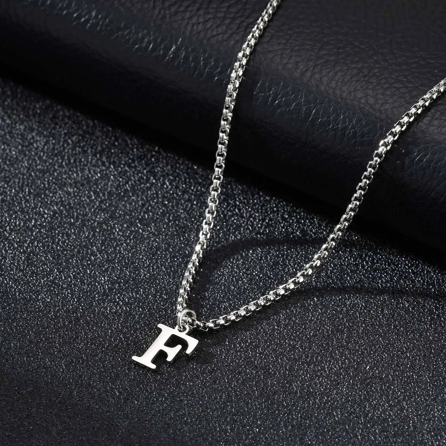 Vnox Simple A-Z Letter Necklace for Men, Waterproof Stainless Steel 26 Letters Pendant Necklace，Men’s Minimal Initial Necklace