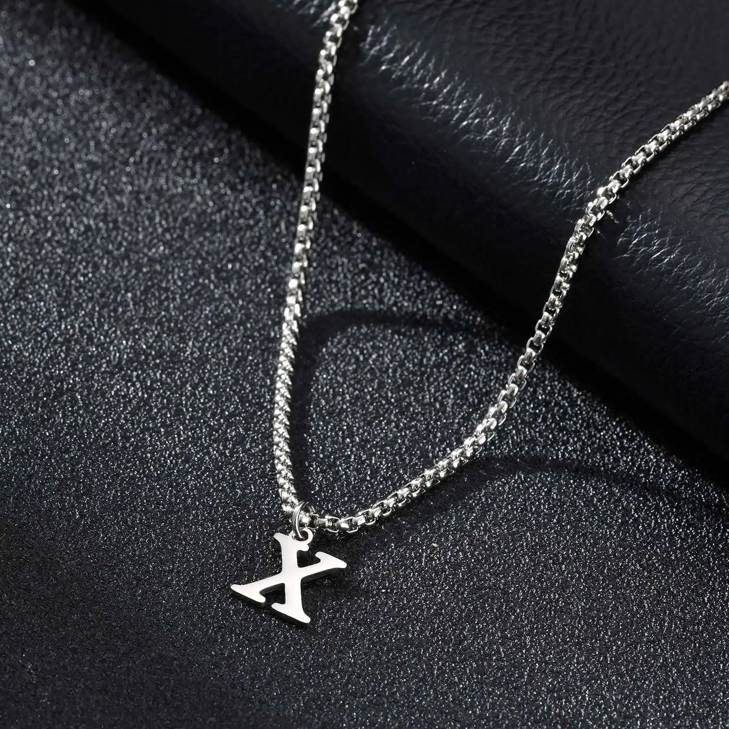Vnox Simple A-Z Letter Necklace for Men, Waterproof Stainless Steel 26 Letters Pendant Necklace，Men’s Minimal Initial Necklace