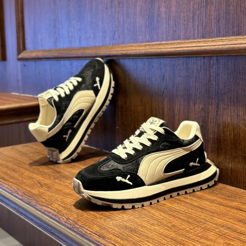 أحذية كاجوال للرجال أحذية رياضية صيفية كاجوال للرجال بنعل سميك ناعمة ومريحة غير قابلة للانزلاق أحذية لوحية عصرية للأنشطة الخارجية